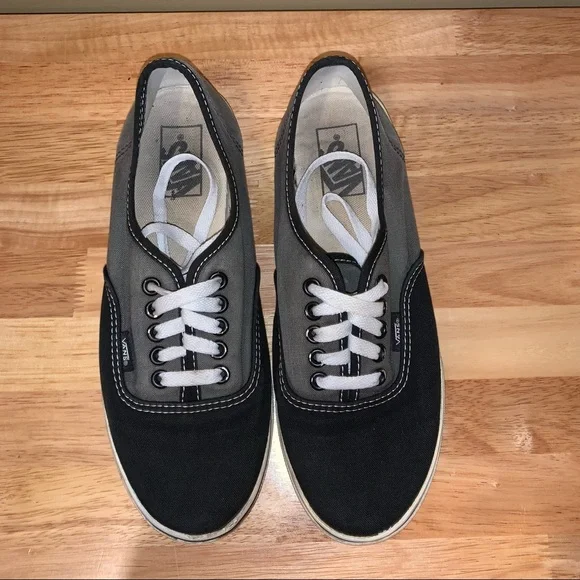 Vans Grey and Black Lace Classics Mens Size 7 - Picture 1 of 7